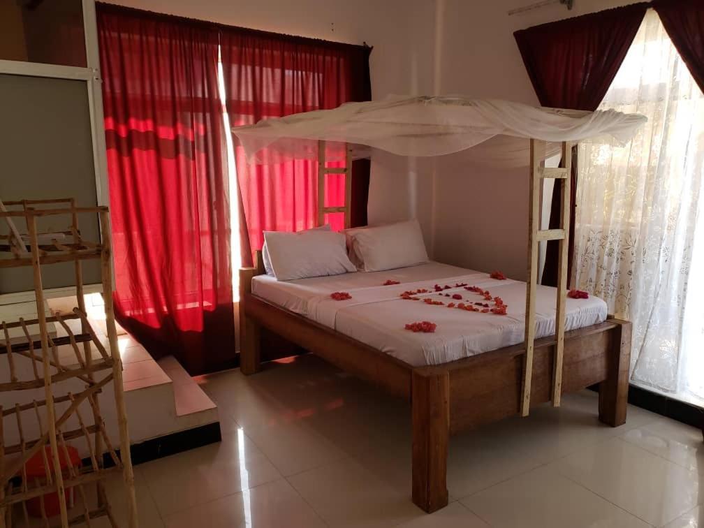 Zaina'S Beach House Nungwi Eksteriør billede